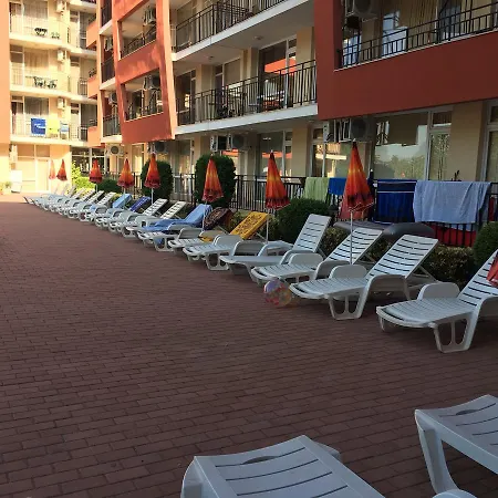 Sunset Beach Iii Lägenhetshotell Slăntjev Brjag